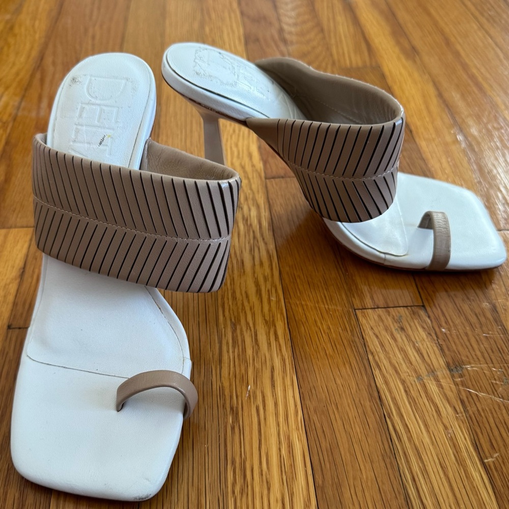 Deltan Kelsea beige braid leather toe loop heel Sandals, size 5.5 wedding party - Picture 9 of 13